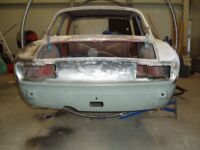 New lower rear panel screwed in place for test fitting Alfa Romeo giulia 2000 1750 gtv gt veloce Berlina 1968 restoration restauratie rebuild