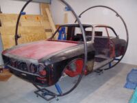 With these hoops I was able to access the complete car. It works great! Alfa Romeo giulia 2000 1750 gtv gt veloce Berlina 1968 restoration restauratie rebuild