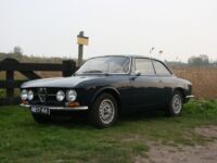 Love it! Alfa Romeo giulia 2000 1750 gtv gt veloce Berlina 1968 restoration restauratie rebuild