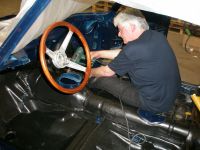 On the second day he really is making progress! Alfa Romeo giulia 2000 1750 gtv gt veloce Berlina 1968 restoration restauratie rebuild
