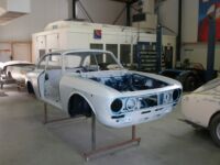 Front view Alfa Romeo giulia 2000 1750 gtv gt veloce Berlina 1968 restoration restauratie rebuild
