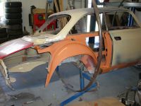 Inner fender welded in place and coated again Alfa Romeo giulia 2000 1750 gtv gt veloce Berlina 1968 restoration restauratie rebuild