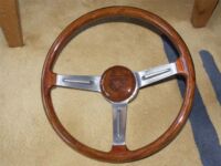 But my sister sanded it, filled the holes and varnished and sanded it 5 times! The steering wheel looks great again. Alfa Romeo giulia 2000 1750 gtv gt veloce Berlina 1968 restoration restauratie rebuild